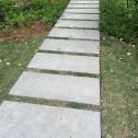 湘潭 芝麻黑小区踏步、汀步石铺装效果