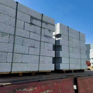 湘潭 路沿石装车出货