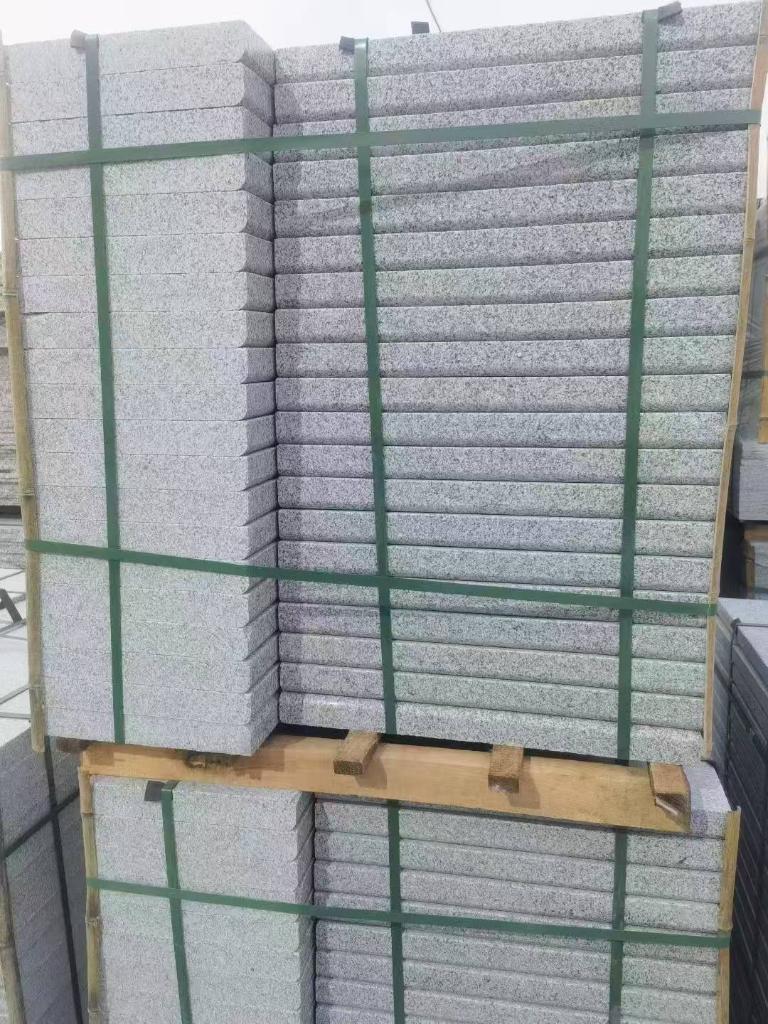 湘潭 5公分芝麻白，倒斜角，室外楼梯踏步