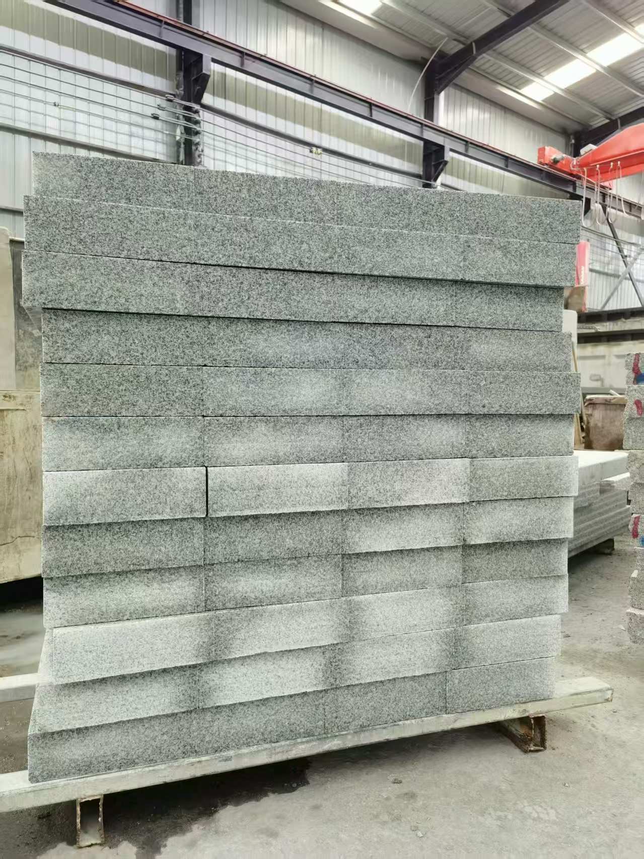 湘潭 芝麻白10公分300*600广场地铺，A料定制，尺寸标准，厚薄均匀