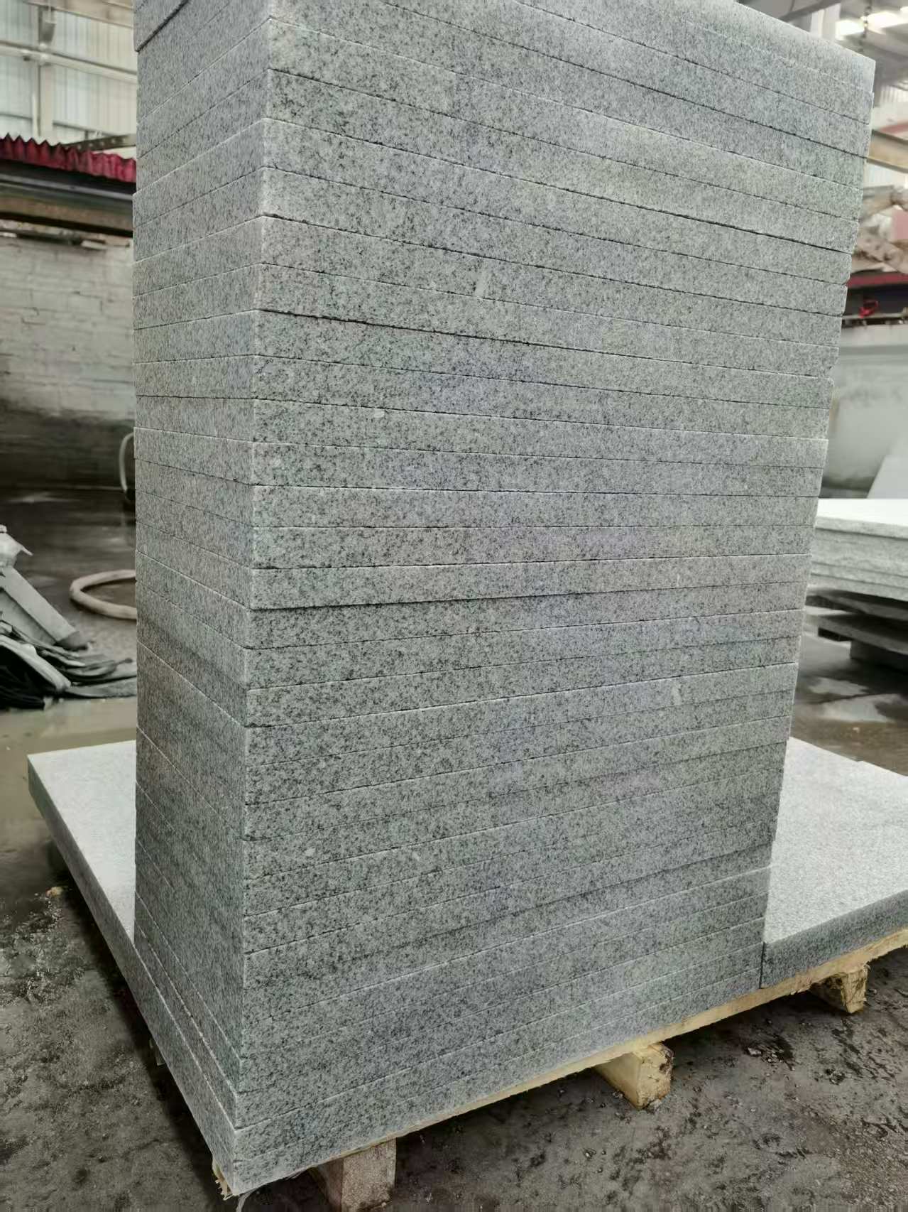 湘潭 花岗岩 地铺成品300*600，尺寸标准、厚薄均匀