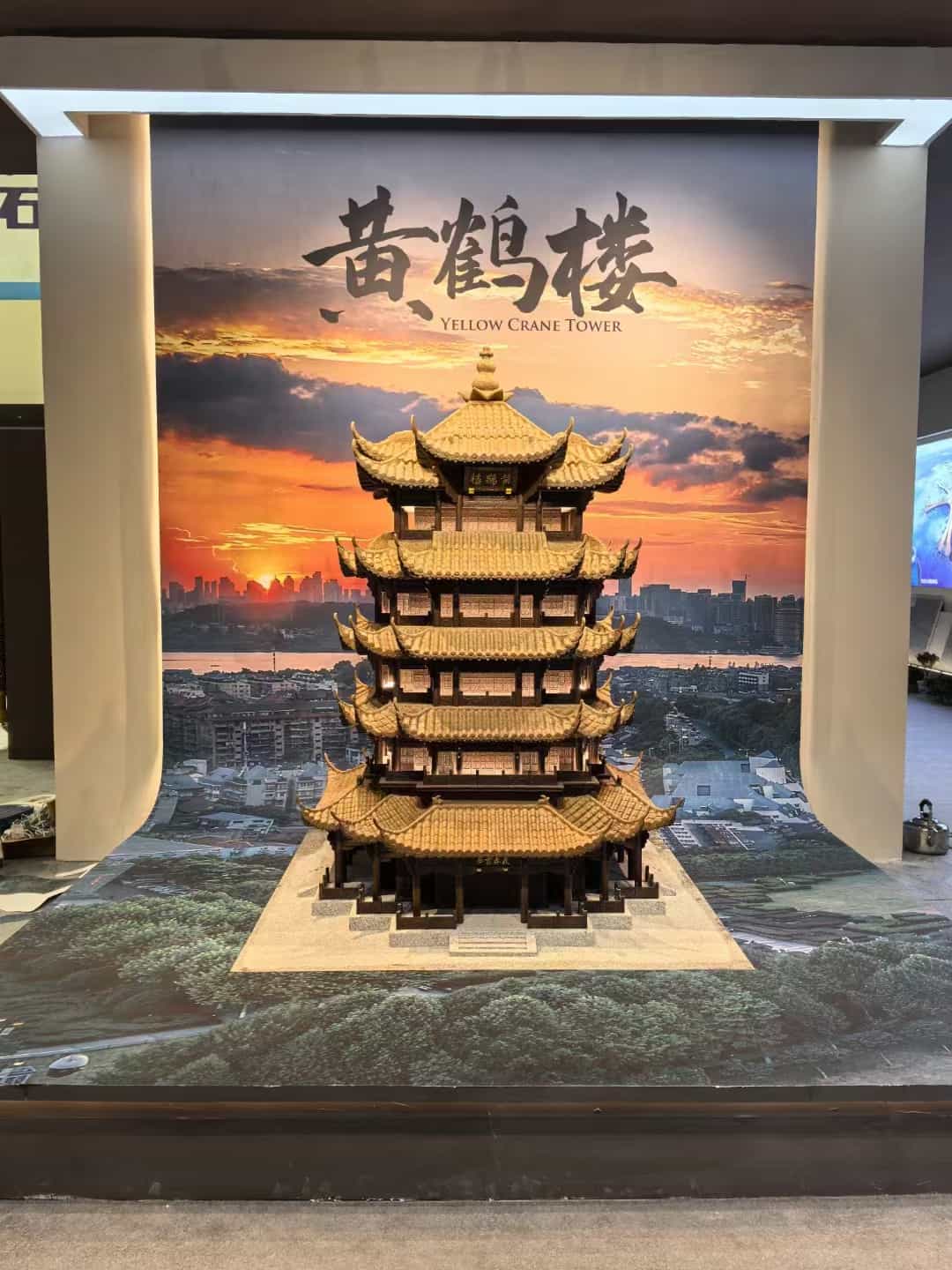 湘潭仿古石文创作品-黄鹤楼