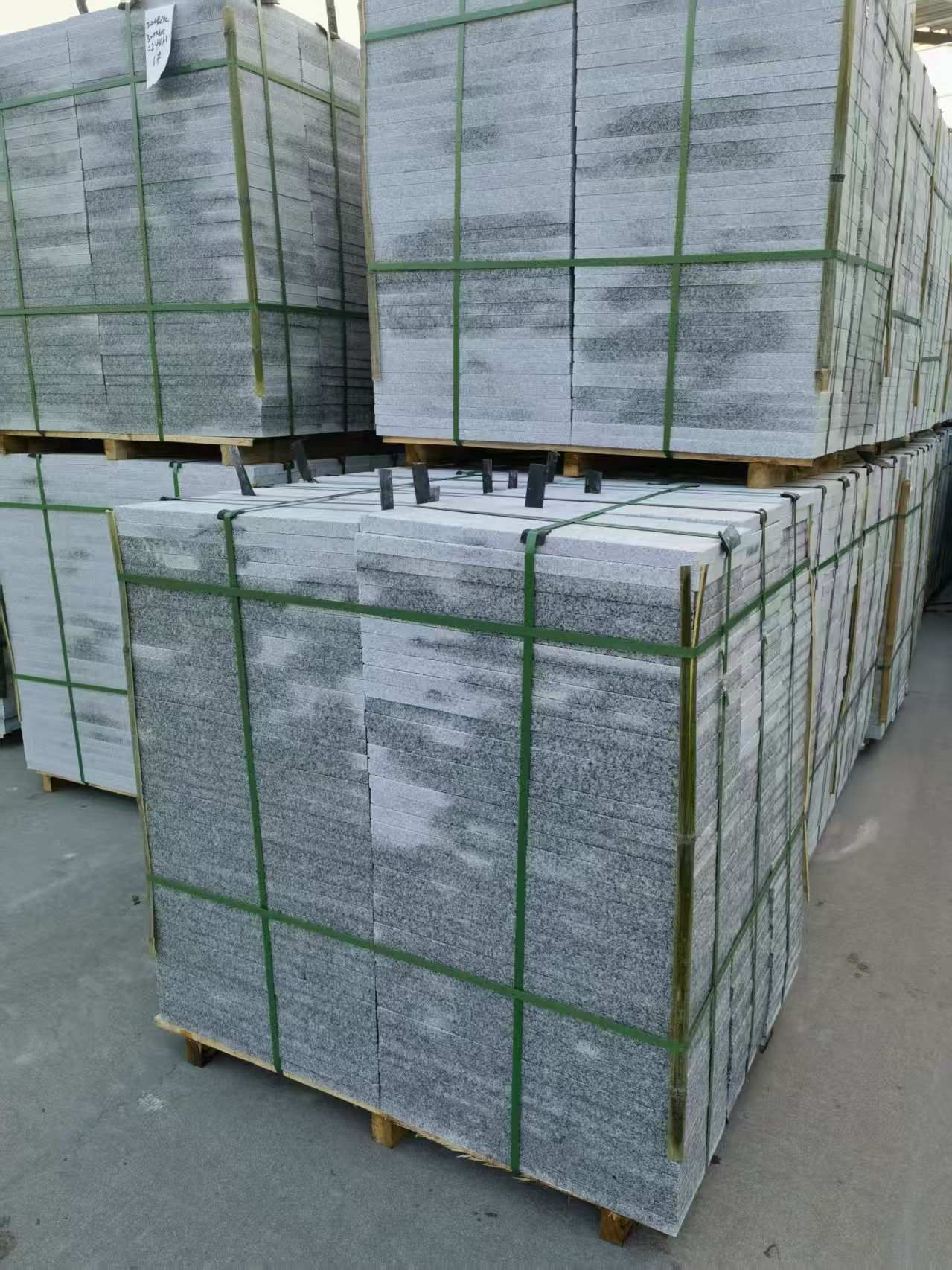 湘潭 芝麻白地铺石材