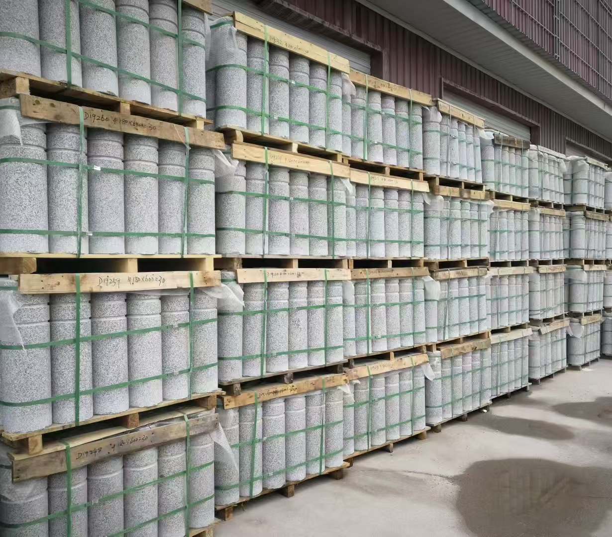 湘潭 芝麻白挡车柱、阻车桩、隔离柱