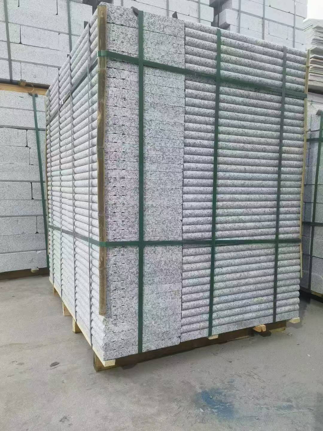 湘潭 芙蓉白3公分厚磨圆边、拉槽，楼梯踏步