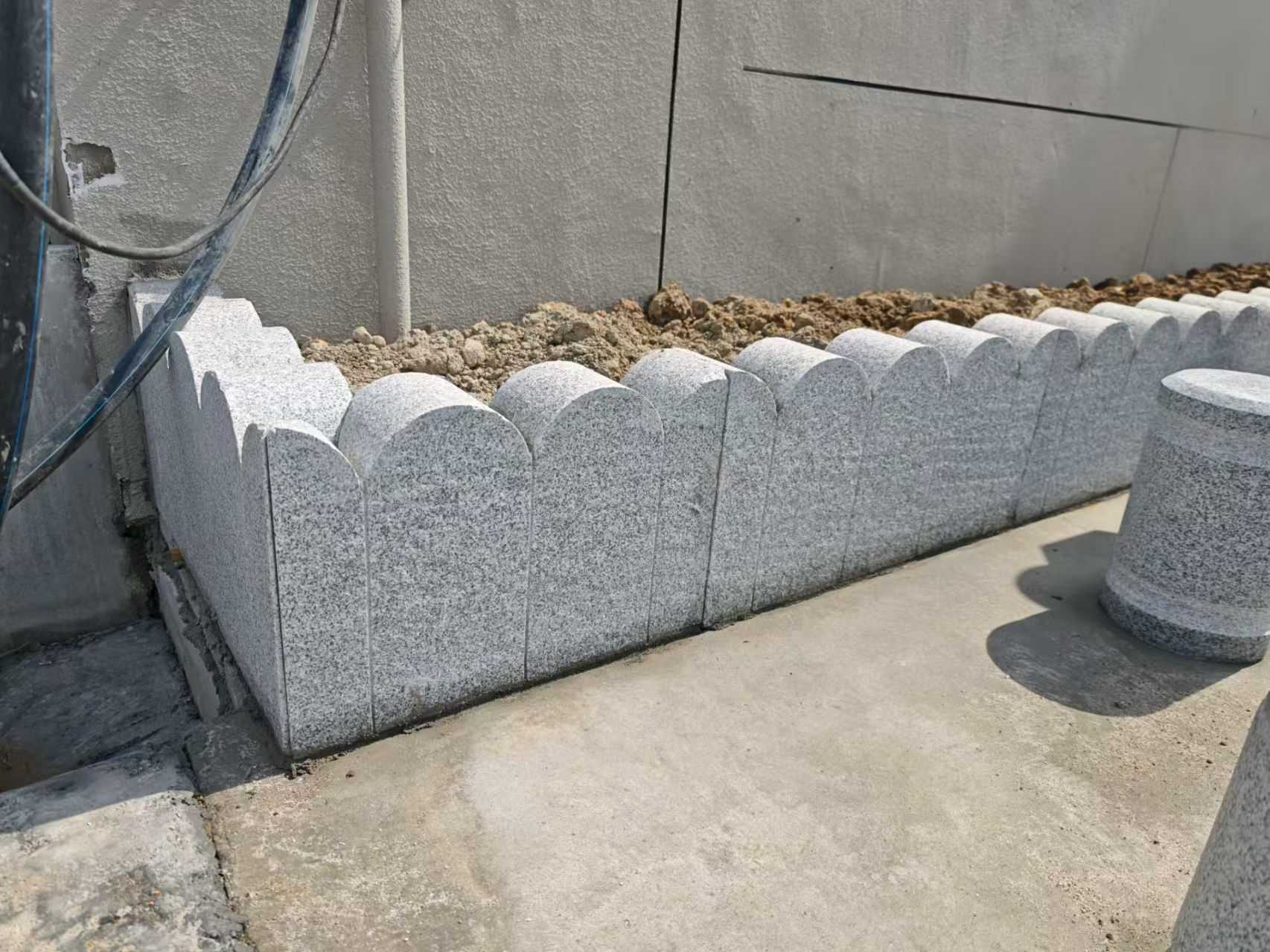 湘潭 芝麻白花岗岩花边石铺装效果图